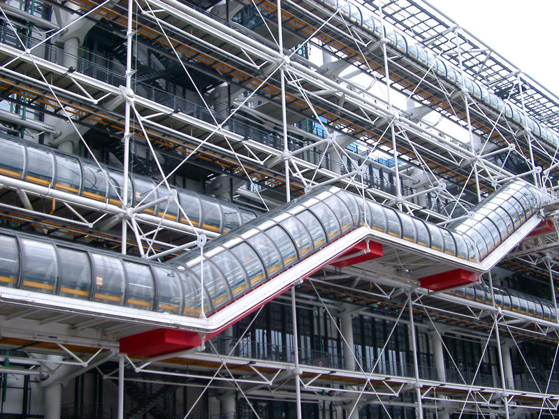 exterior of the centre georges pompidou paris