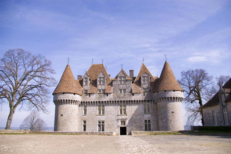 driveway of a french chateau