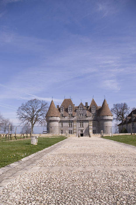 driveway of a french chateau