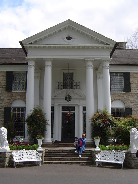 graceland the former home of elvis, memphis, tennessee