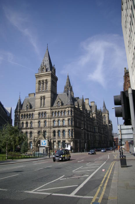 architecture of manchester, landmark townhall