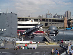 610-uss_intrepid_museum_01186.jpg