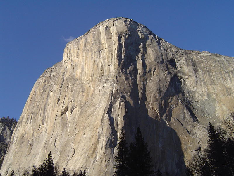 amazing mountain scenery of the yosemite national park