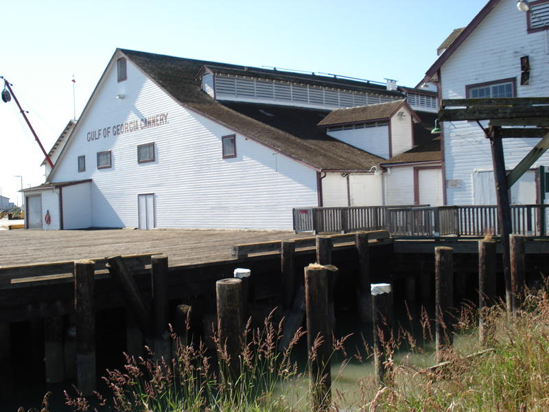 Cannery Unloading Platform - Steveston, BC - 1632 x 1224 - 915 kb