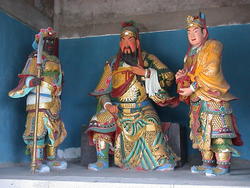 1913-China_Yangtze_Fengdu_figurines_01.jpg