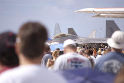 2441-airshow crowd