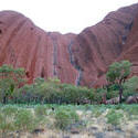 2903-uluru rock walls