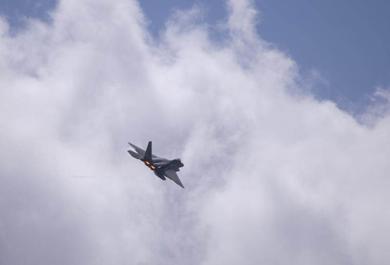 F-22 Raptor with afterburner engines