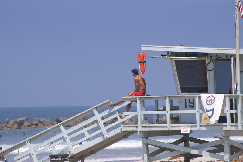 a california beach lifeguard tower long beach