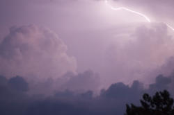 2803-lightning flash blur