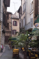 2781-street cafe