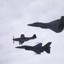 2706-three plane airshow formation