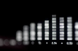 3994-spectrum analyser display