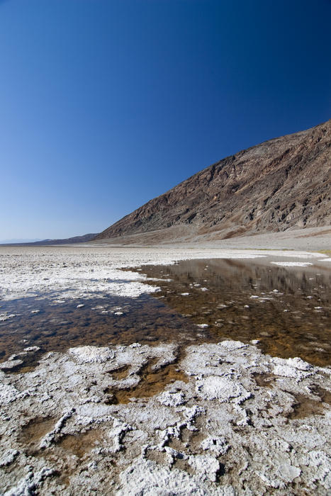 badwater basin is 86 m below sea level (282 ft)