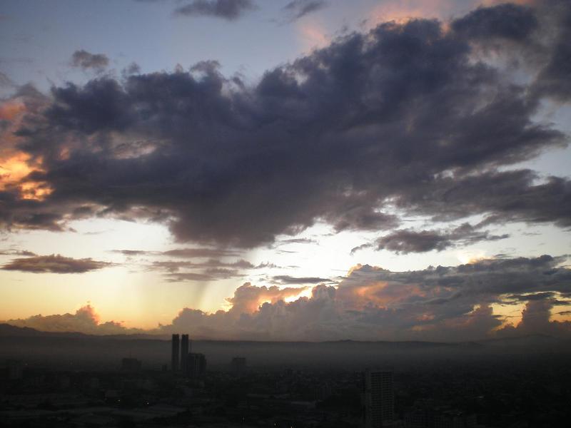 <p>rain falling from early morning clouds</p>