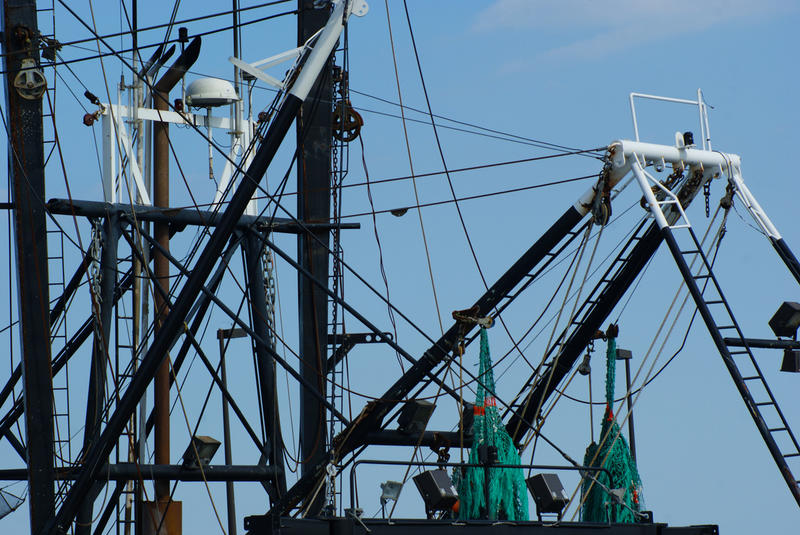 <p>Fishing Vessel Rigging</p>The tops of fishing vessels