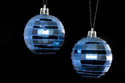 3617-two christmas baubles