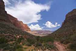 3186-inside the grand canyon