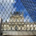 3697-louvre_pyramid.jpg