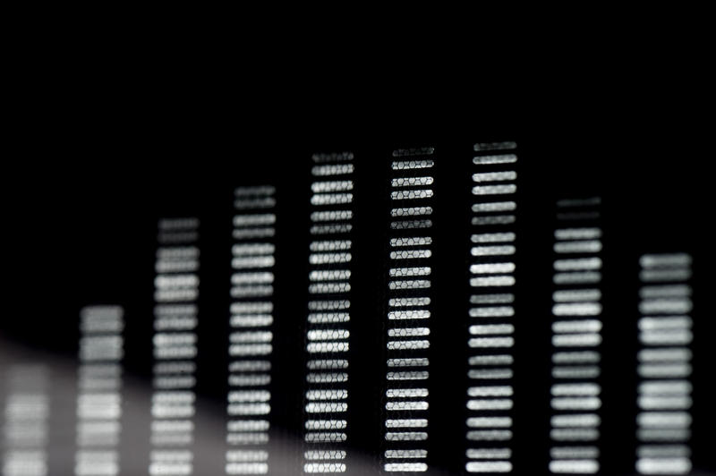 an angled image of a bar graph on a music system spectrum analyser