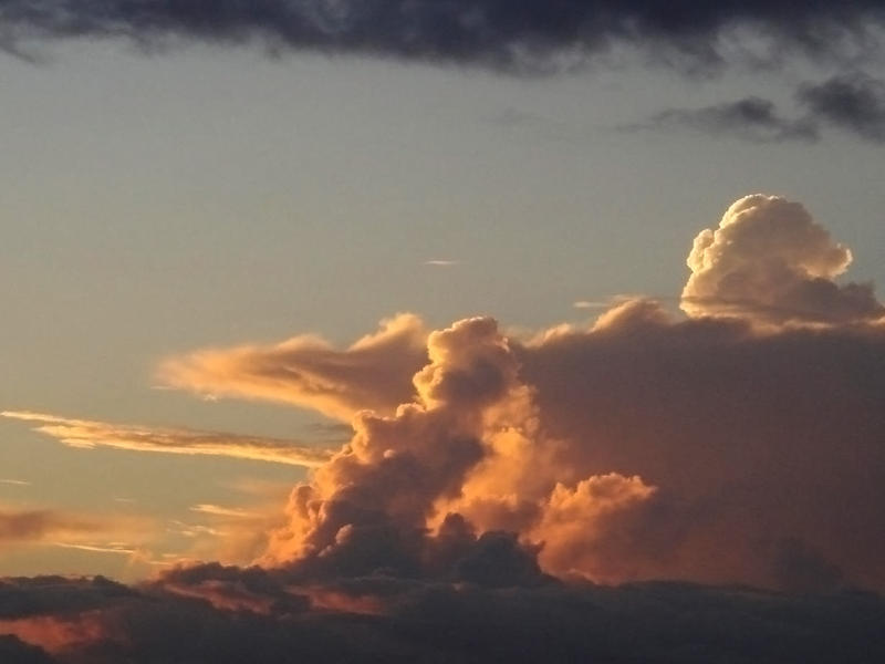 <p>clouds and sunset</p>
<br />