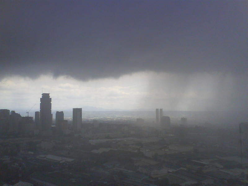 <p>Rain falling from a strom cloud</p>