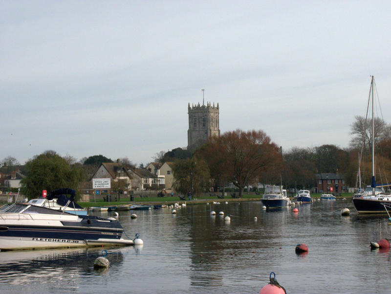 <p>A view across the Stour</p>