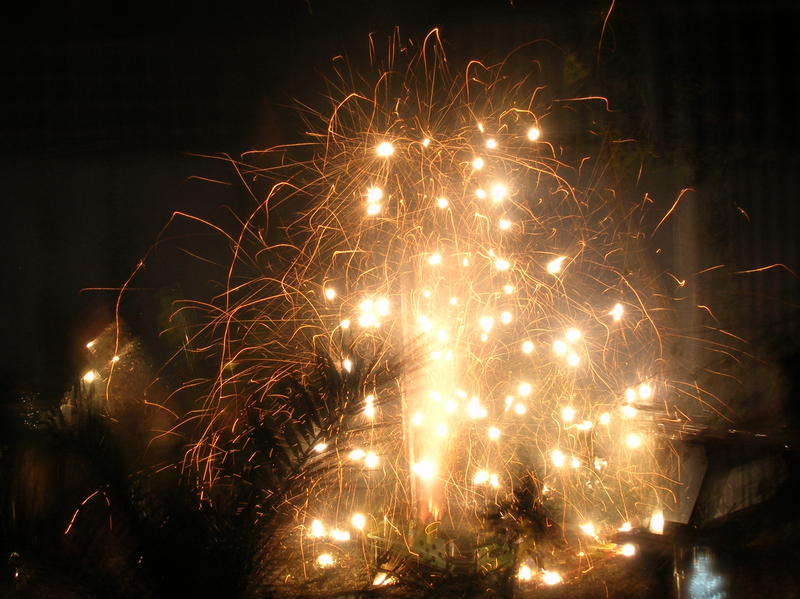 <p>bonfire night fireworks</p>