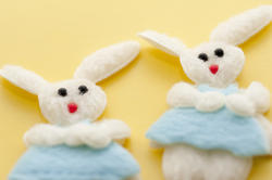 5052   Needlework Easter Boy Bunnies