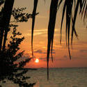 4442   maldives setting sun