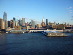 4888   manhattan from the river