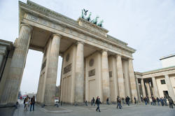 7063   Daylight view of the Brandenburg Gate, Berlin