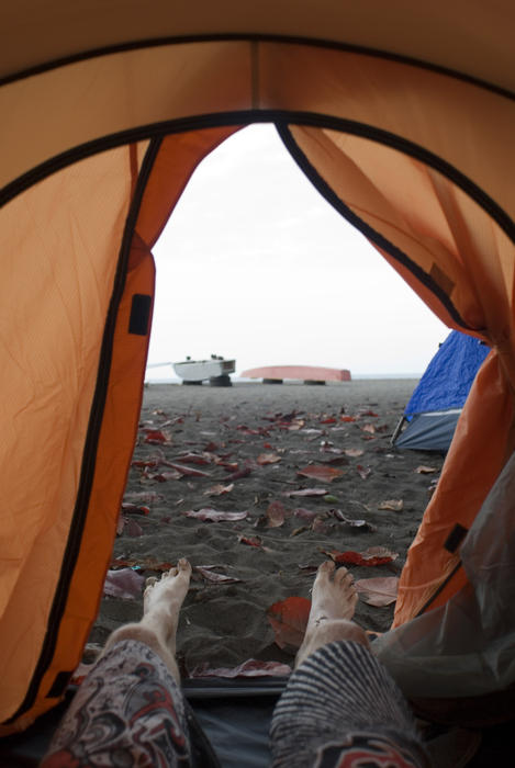 beach campsite on hawaiis big island