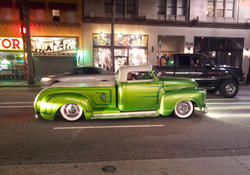 6174   car cruising hollywood