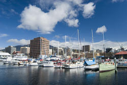 5887   hobart dock marina