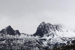 5889   cradle mountain ridge