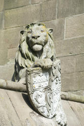 7591   Cardiff castle animal wall