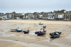 7325   Fishing boats at St Ives