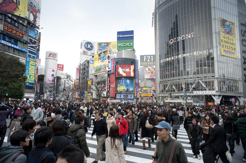 people on a busy crossroads in shibuya, tokyo, japan - not model released