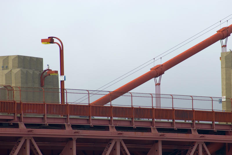 suspension cables on the golden gate bridge, san franisco