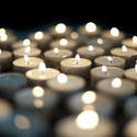 6835   Burning Christmas candles