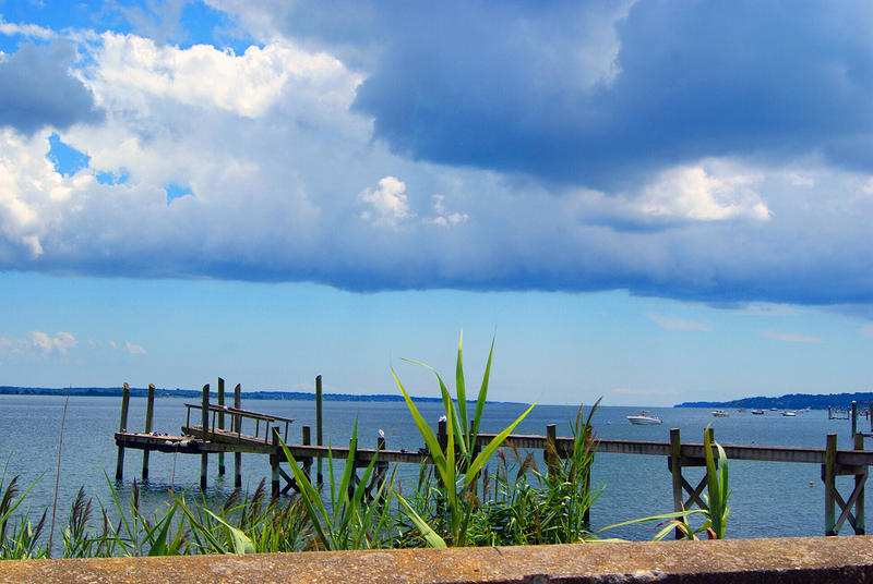 <p>Calm Summer Day on the Dock</p>
Sony A330 DSLR