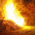 8867   Roaring bonfire with bright orange flames