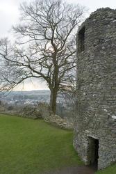 7757   Ruins of Kendal Castle