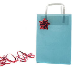 8650   Blue paper bag decorated with a shiny red ribbon