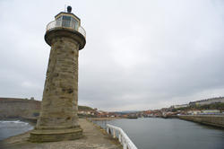 7933   Pier navigation lighthouse