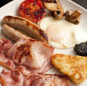 9955   Hearty traditional English breakfast