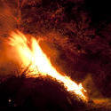 8880   Flaming bonfire