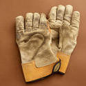 9853   Pair of old leather gardening gloves