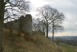 7758   Ruins of Kendal Castle